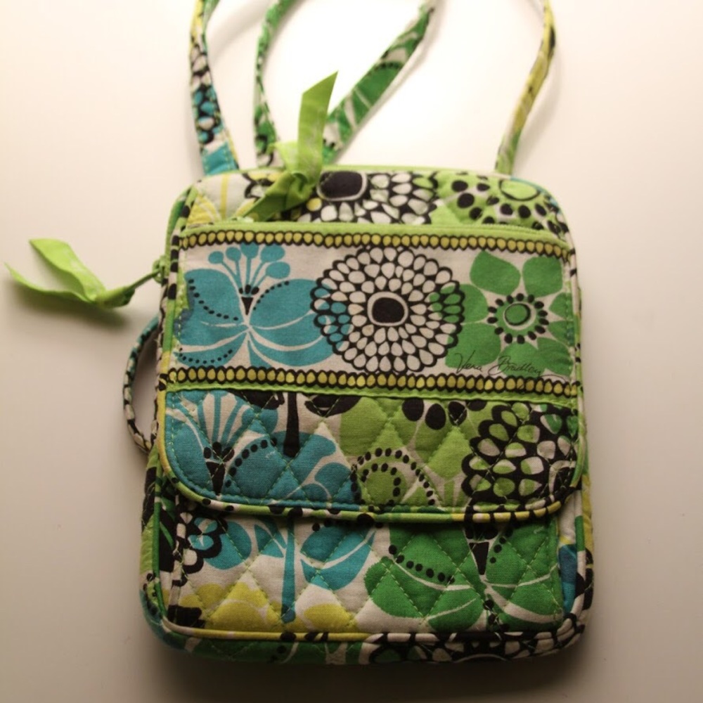 Limes Up Vera Bradley crossbody purse
